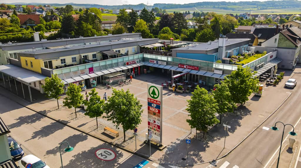 Gewerbefläche 842,82 m² im Ziwa Park Loosdorf, Außenlager 91,83 m²