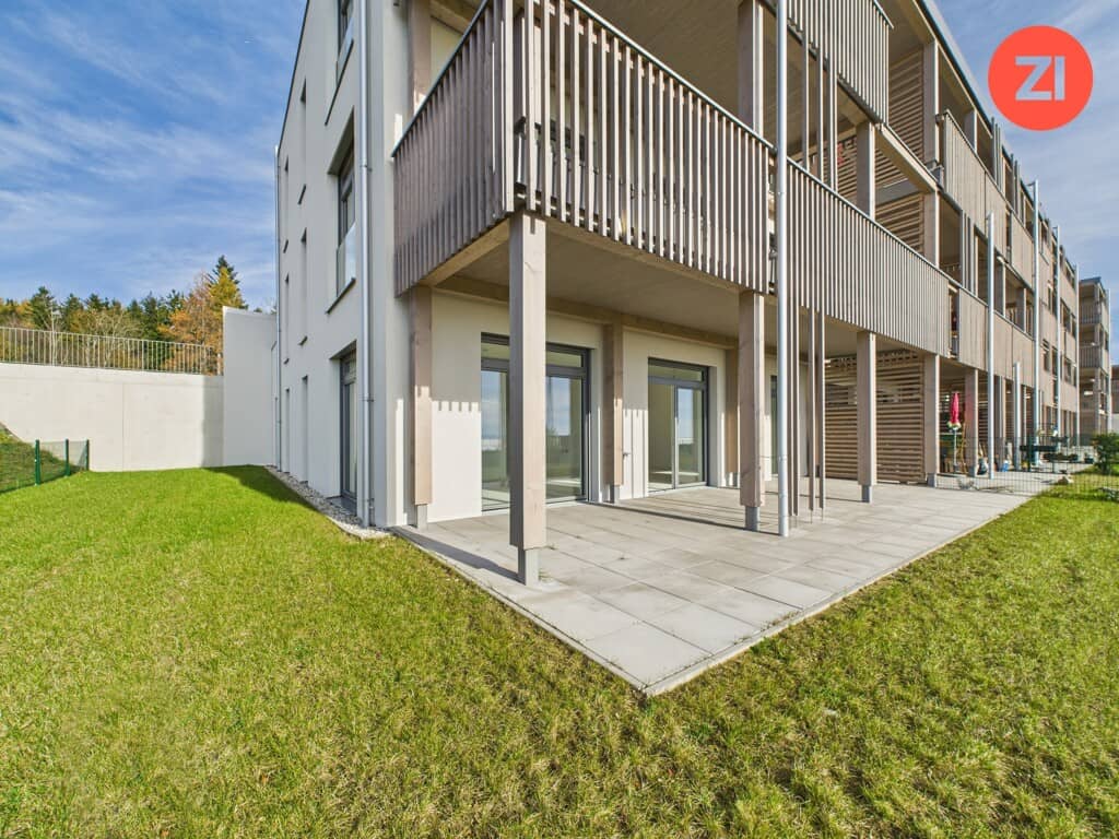 Investor apartment above fog line with terrace