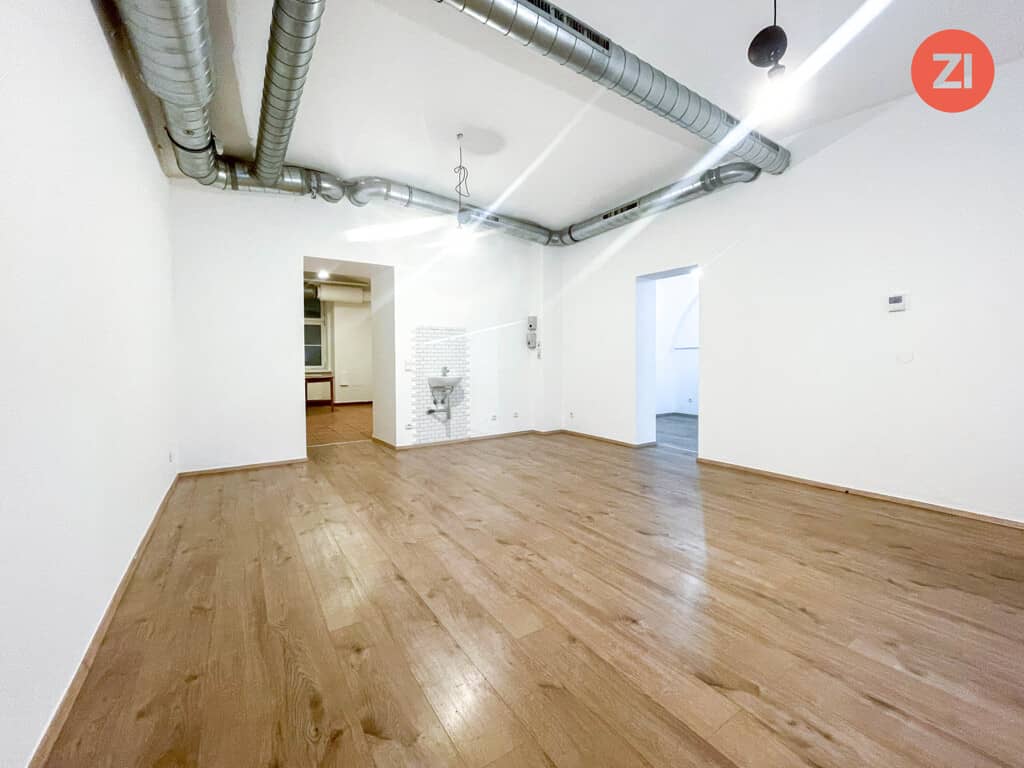 Zentrales 3- Raum Büro im Linzer Zentrum - Landestheater