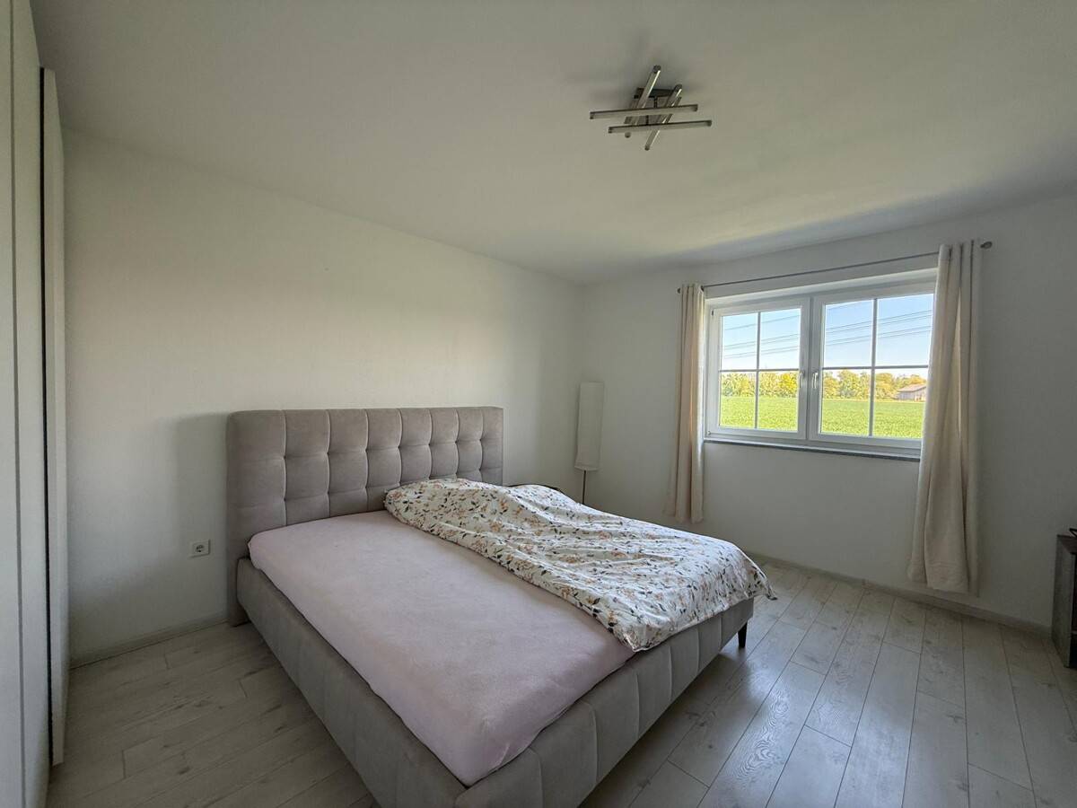 Zweifamilienhaus mit Garten in Burgkirchen