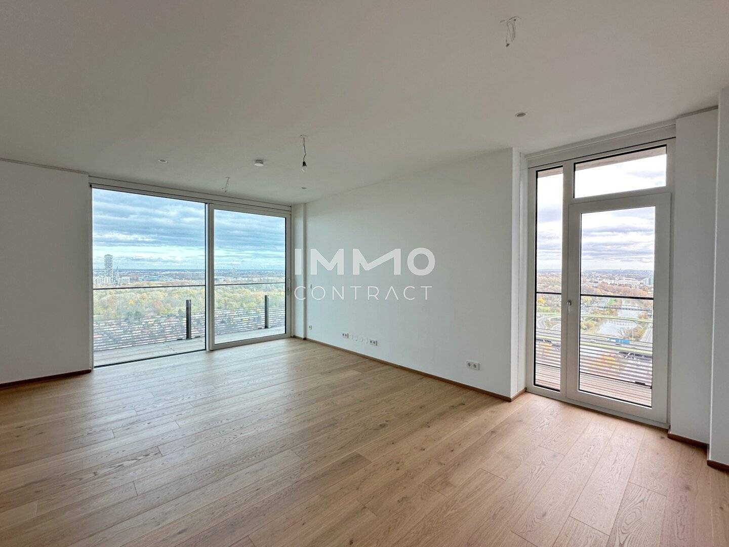 Wohnung mit großzügigem Balkon und Dachpool