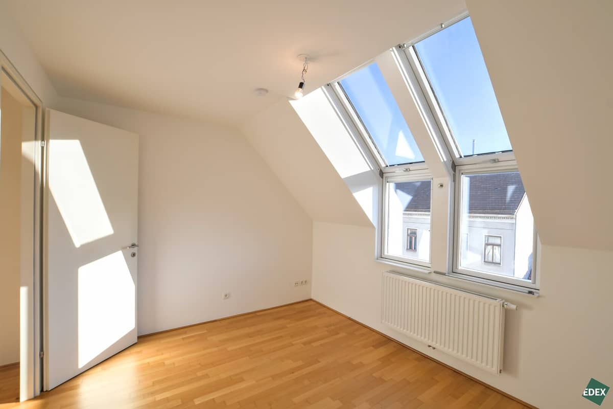 2-Zimmer-Dachgeschosswohnung mit Balkon & Klimaanlage in Wien Ottakring