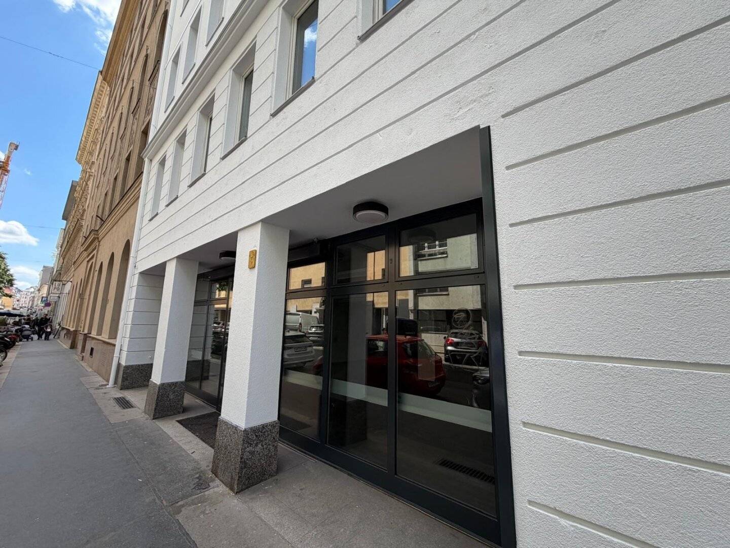 Großzügige Geschäftsfläche in Ziegelofengasse nahe Pilgramgasse