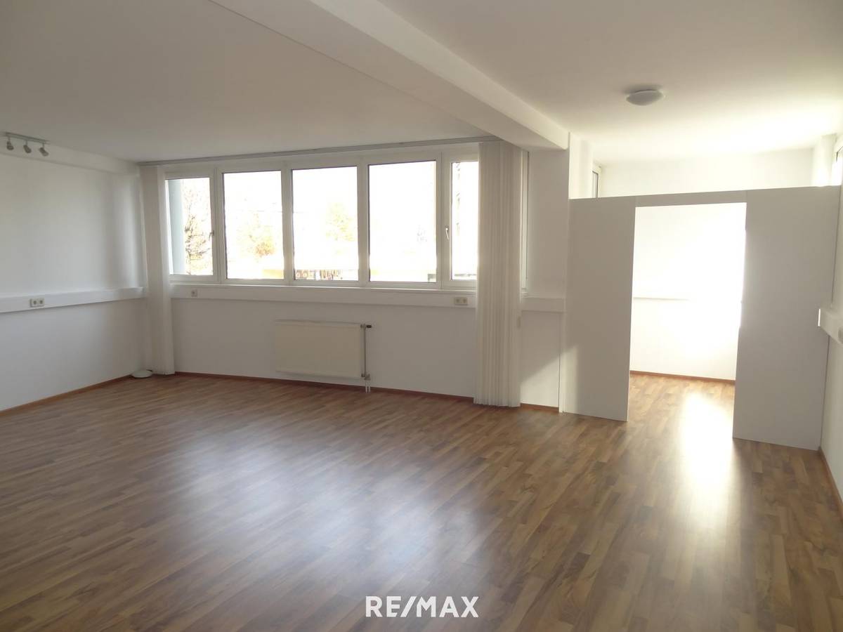 Helles Büro 44,8 m², barrierefrei, verkehrsgünstig in Innsbruck