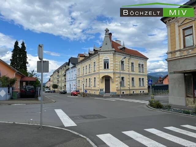 Altbau-Villa in Knittelfeld mit Garten, Sanierungsbedarf & Parkplätzen