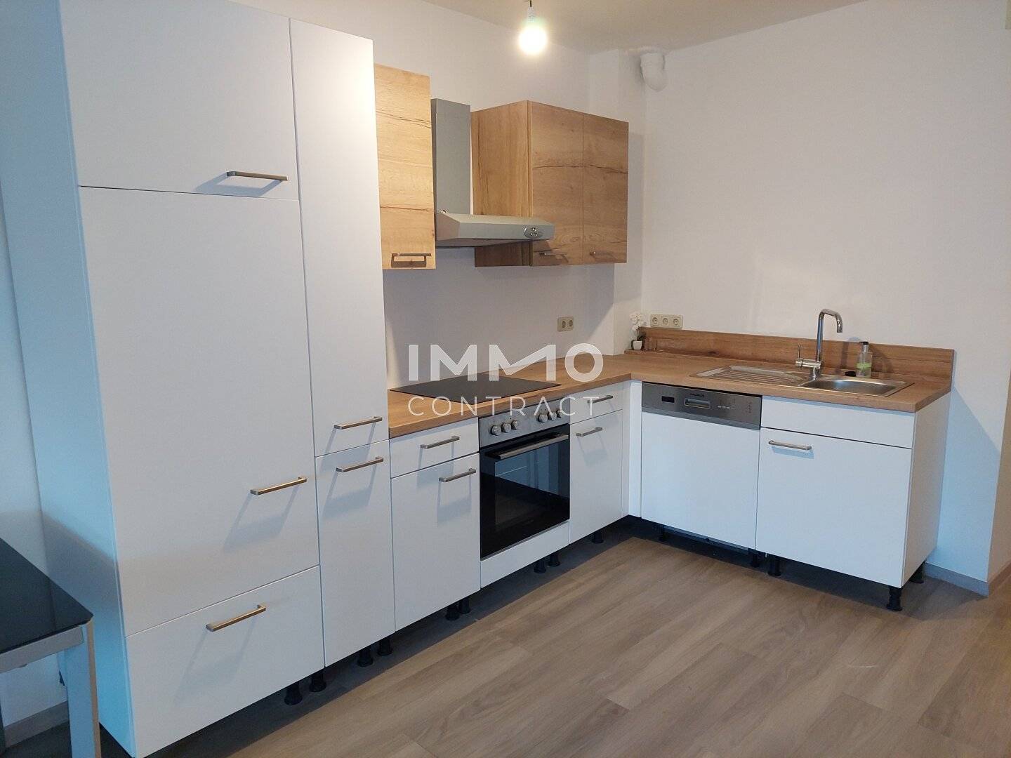 Apartment center Danube view freshly renovated