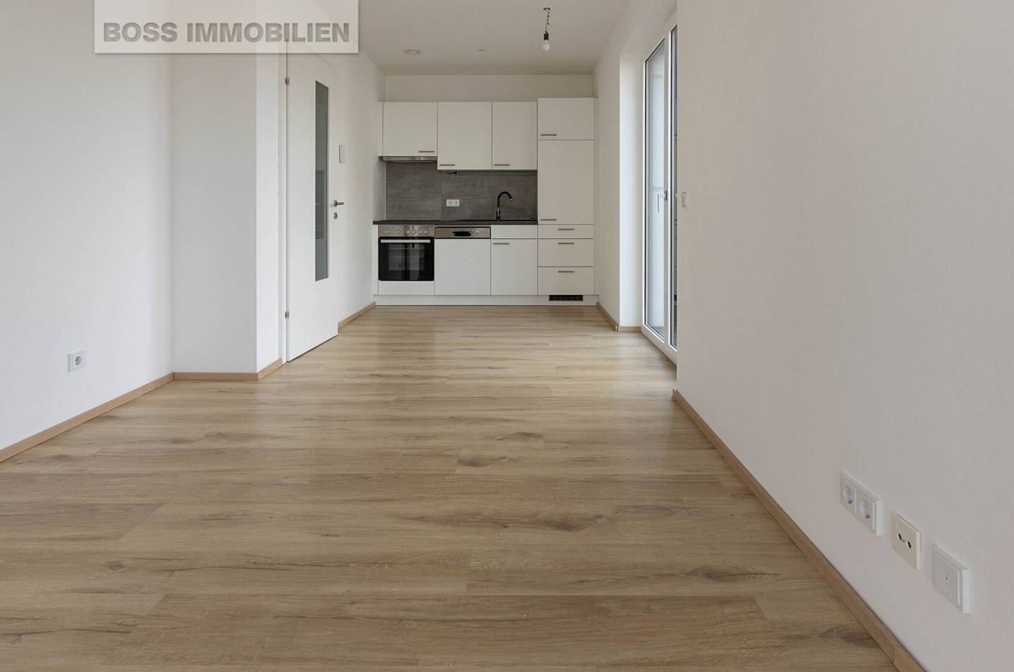 Wohnung in Traun with balcony and modern kitchen
