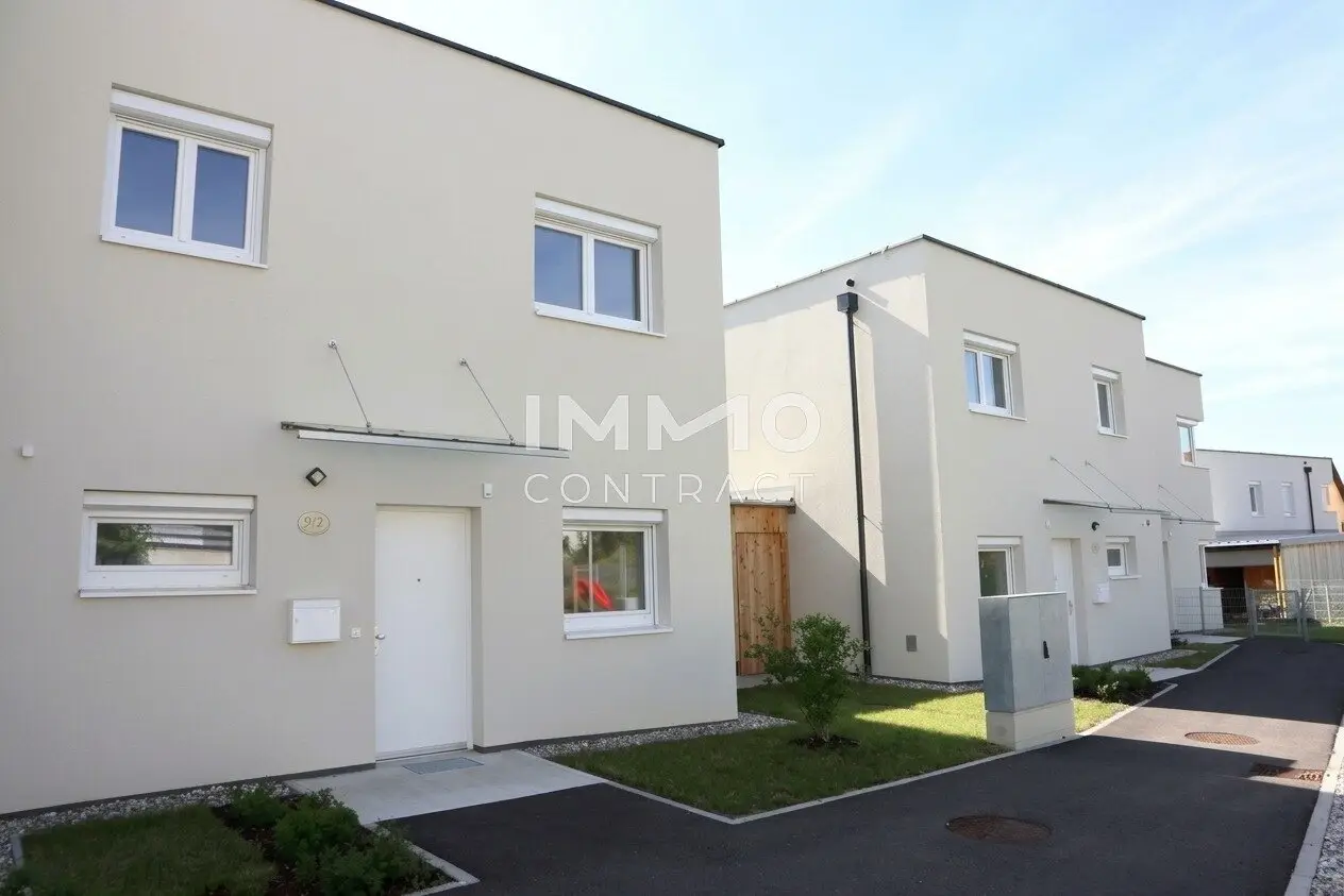 Doppelhaushälfte in St. Leonhard am Forst mit Garten und Carport