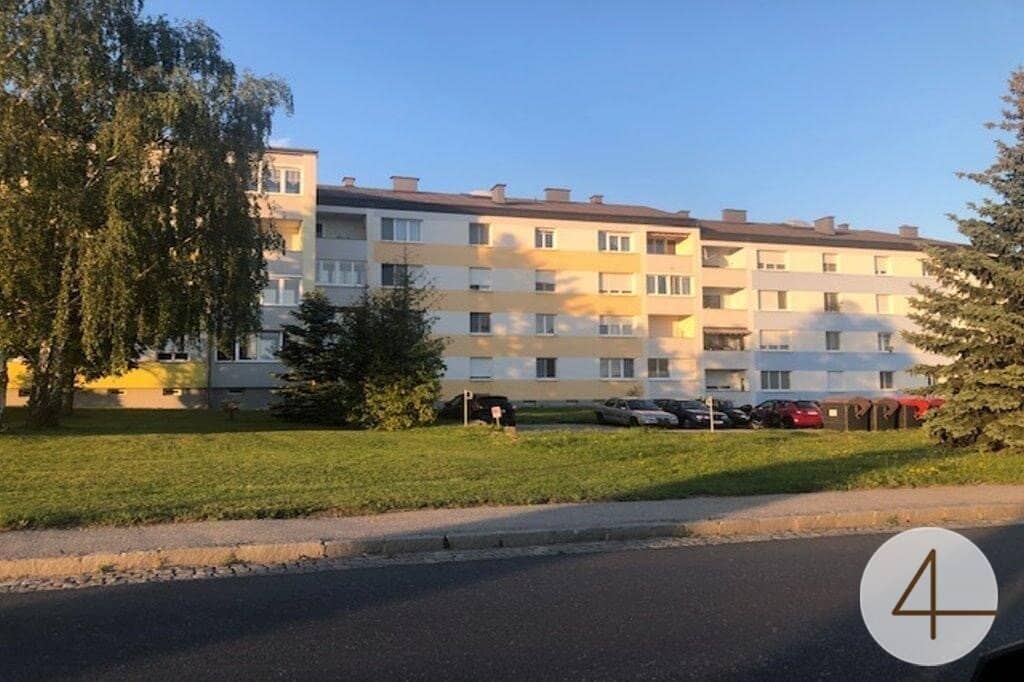 Apartment bright no commission heating costs included