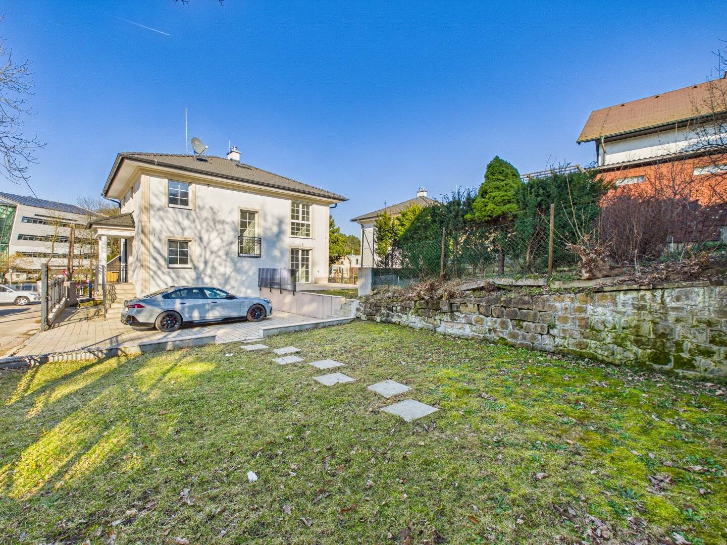 Belagsfertiges Einfamilienhaus mit 134 m² Wohnfläche | Kierling | Klassische Eleganz