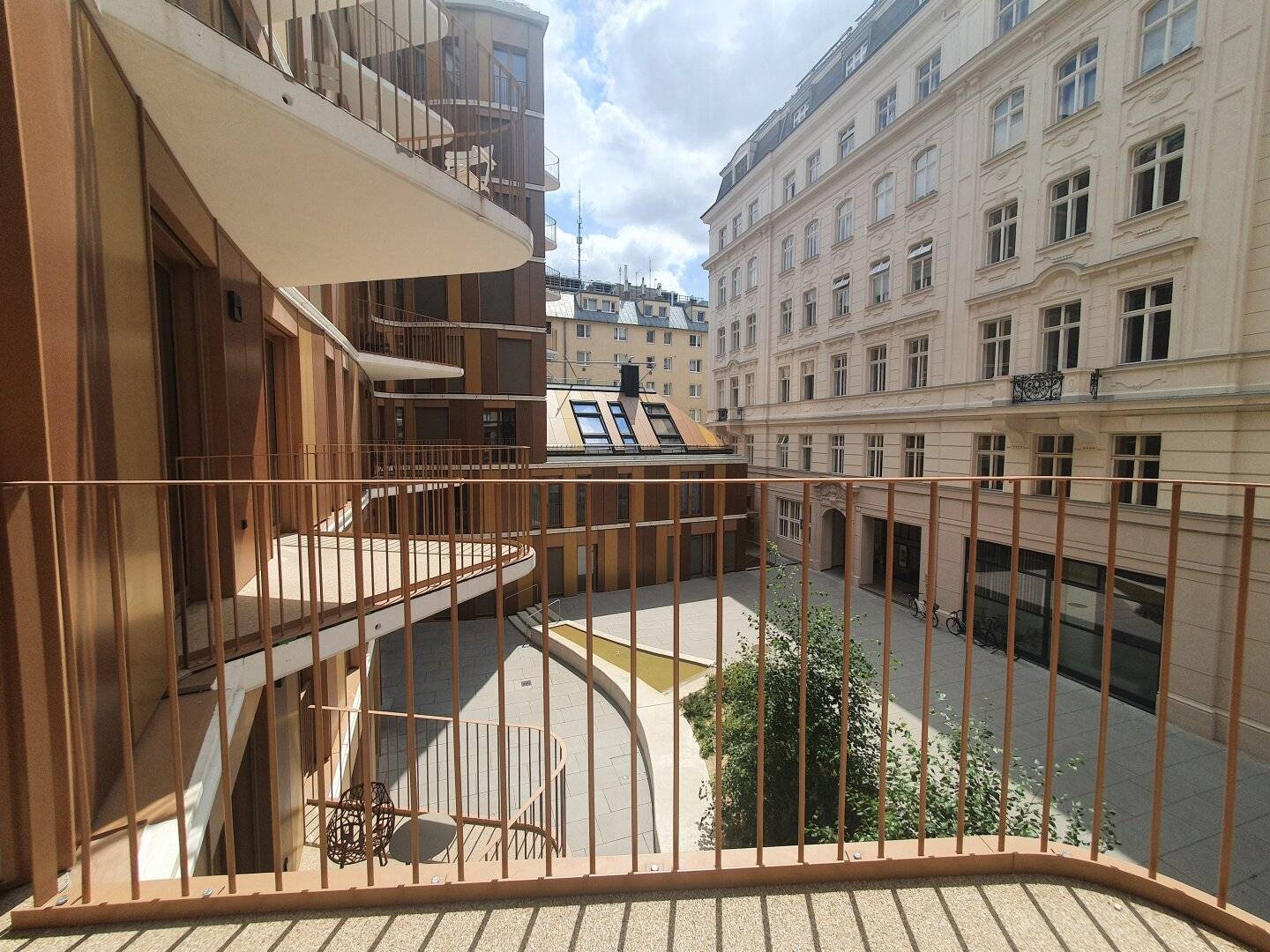 Apartment in historic center bright with balcony