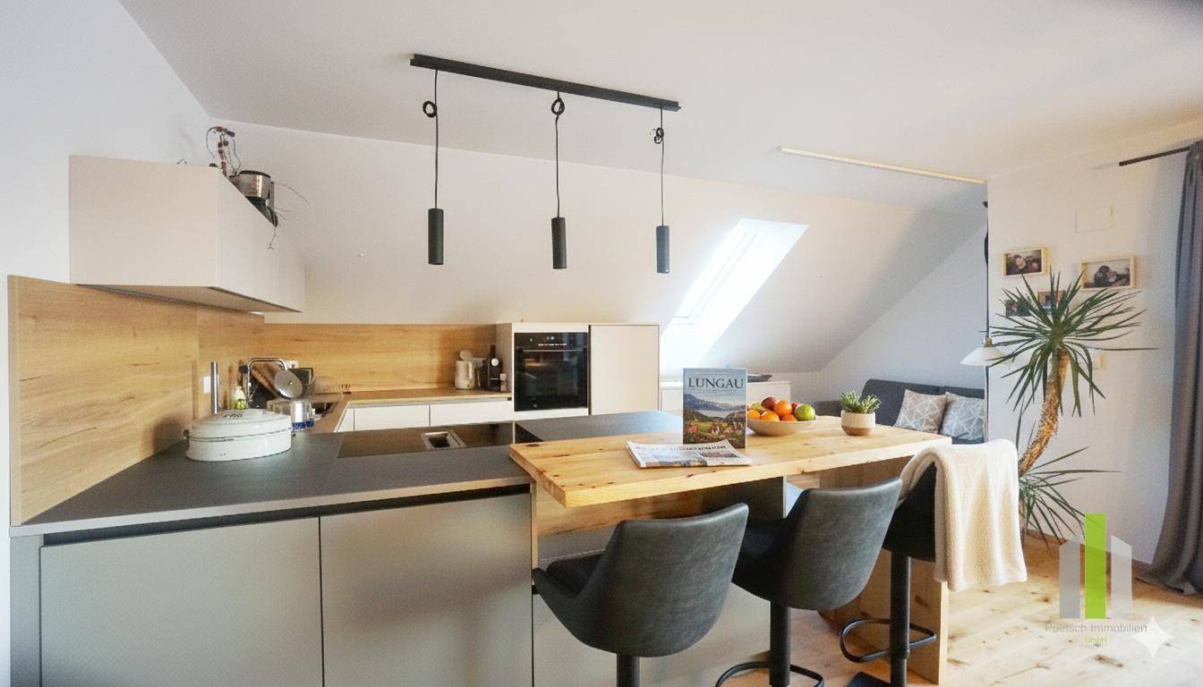 Apartment with panoramic view and large balcony terrace