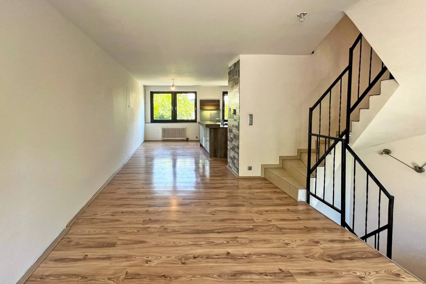 Family-friendly terraced house in Hadersdorf with top infrastructure