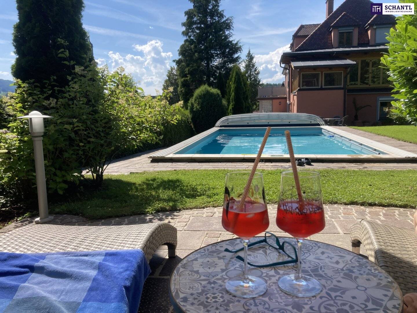 Haus in Leutschach mit 343 m² Wohnfläche, Pool und Wintergarten
