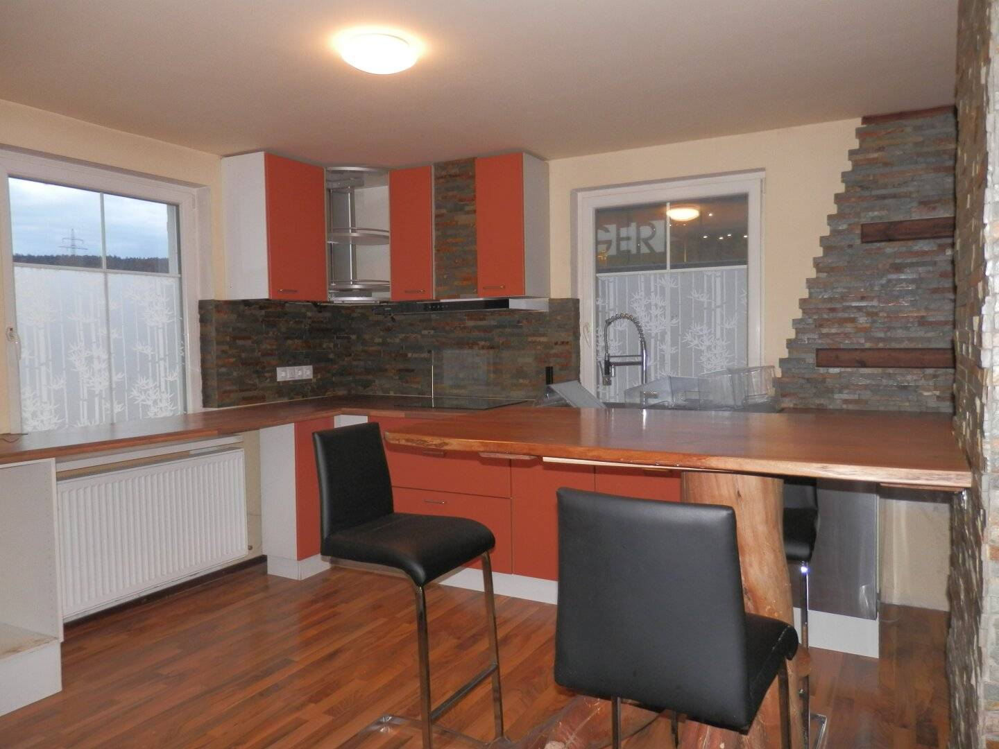 Renovierte Wohnung mit großzügiger Terrasse