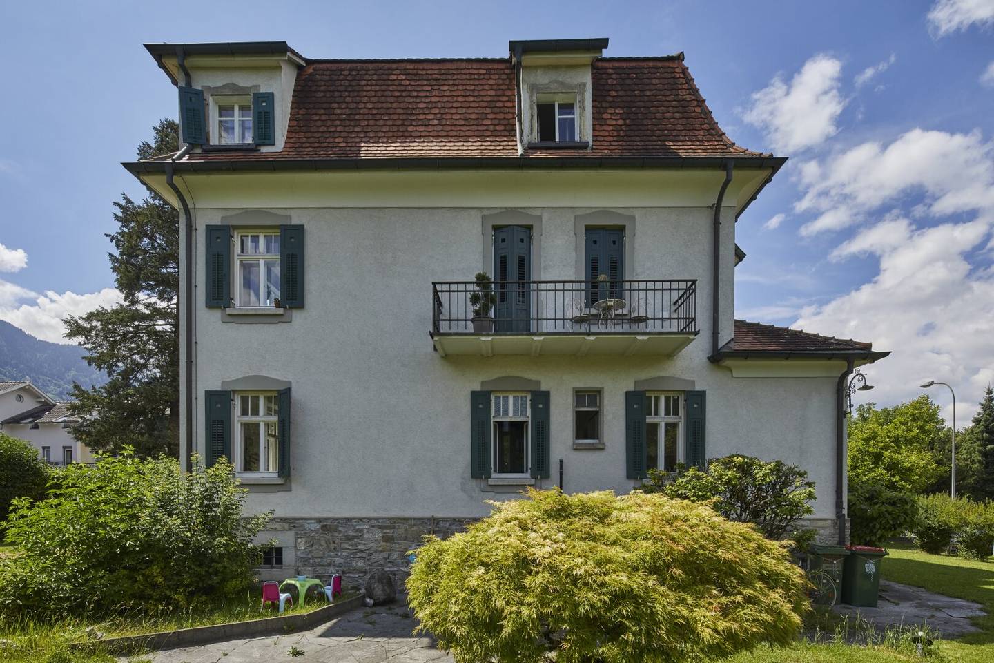 Heimatstil-Villa in Nenzing – zentrale Lage & historische Architektur