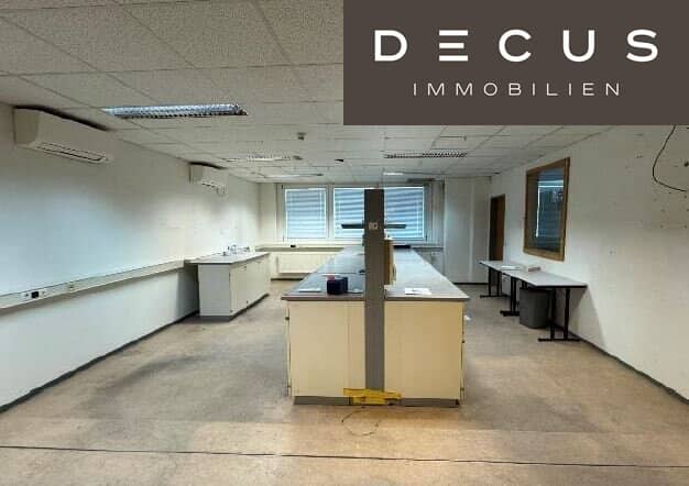 U6-CENTER Storage Workshop Production and Office