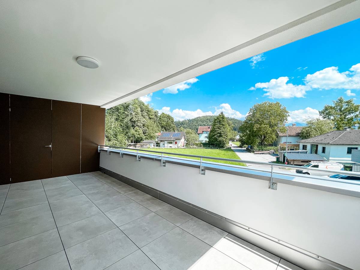 Neubauwohnung Erstbezug mit Terrasse und Balkon