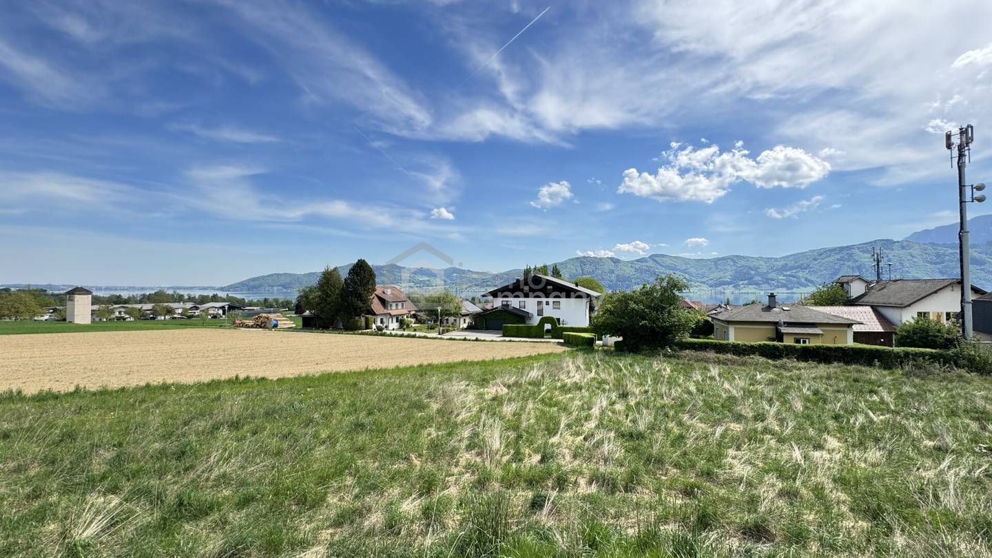 Exklusives Einfamilienhaus in Nußdorf am Attersee mit Seeblick