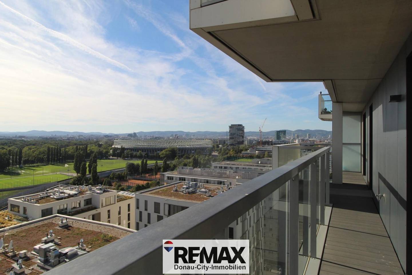 Apartment Marina Tower View Vienna Danube