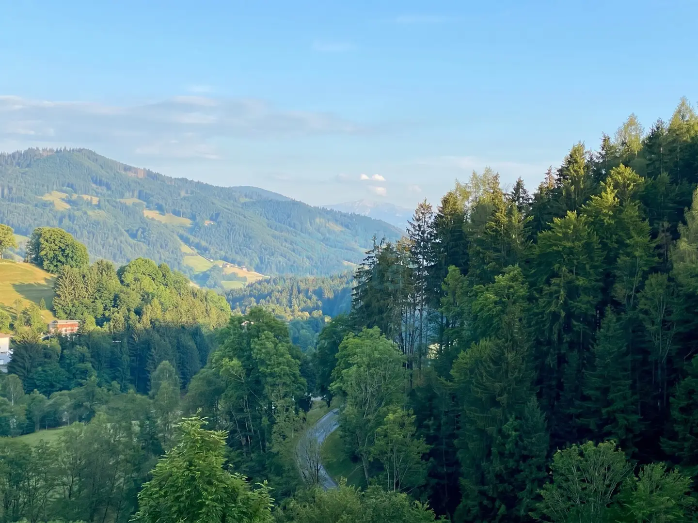 Neuer Preis! Baugrundstück in Südwestlage – flexibel teilbar, mit Terrassierung & Weitblick