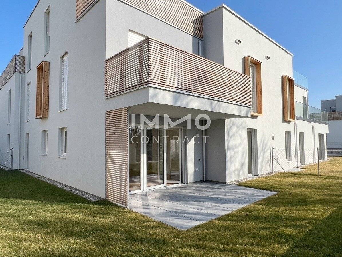 Apartment with garden and green views