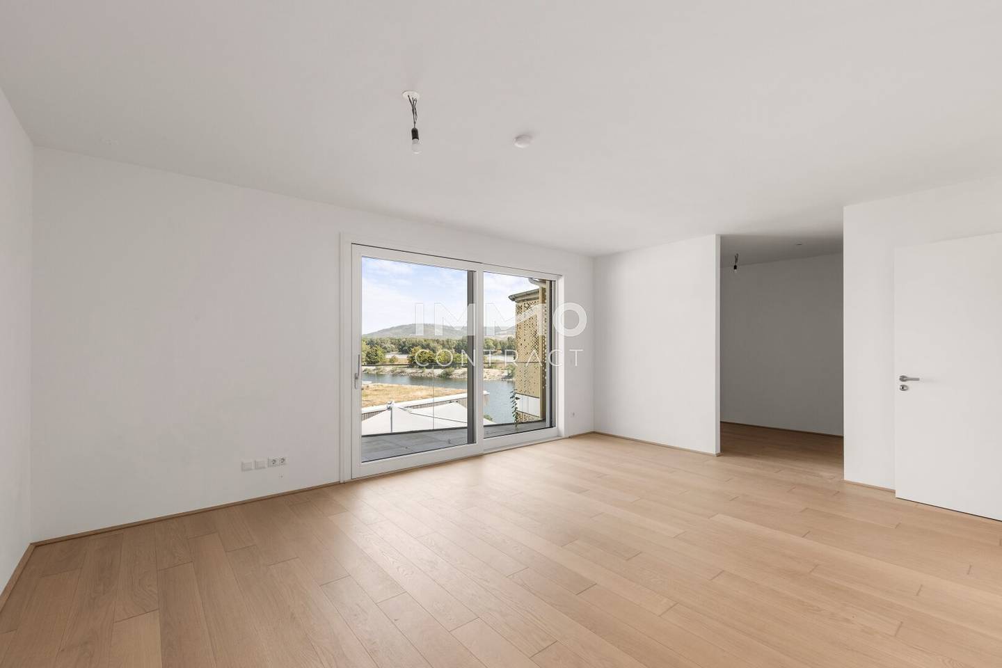 Apartment by the water with loggia and balcony