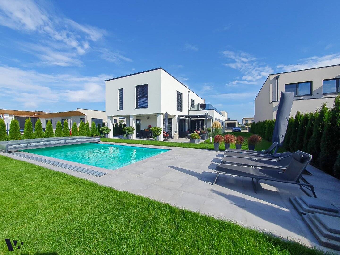 Architects' House with Saltwater Pool near Neusiedler See
