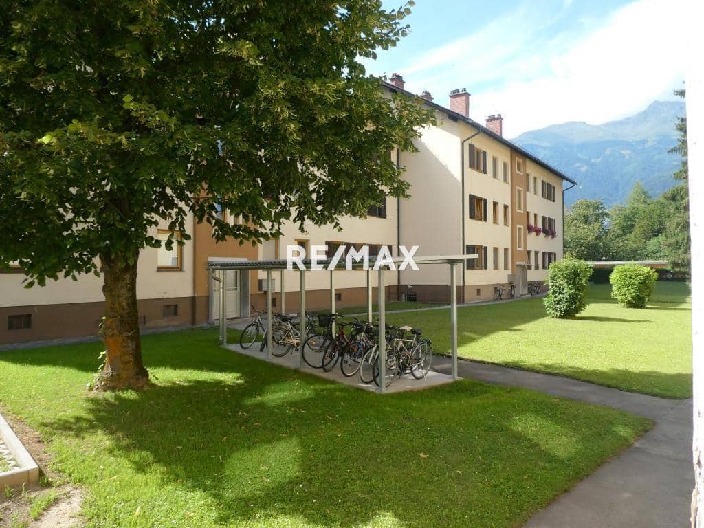 Wohnung Zentrumsnah mit Parkplatz Teilsaniert