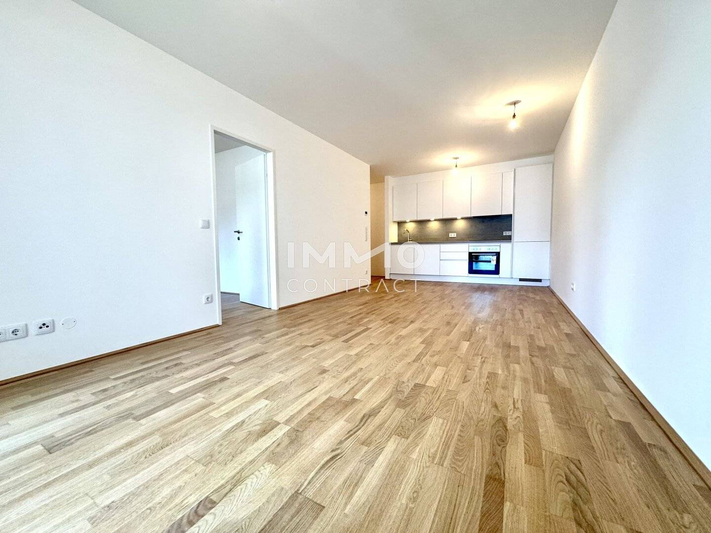 Wohnraum und Küche 2