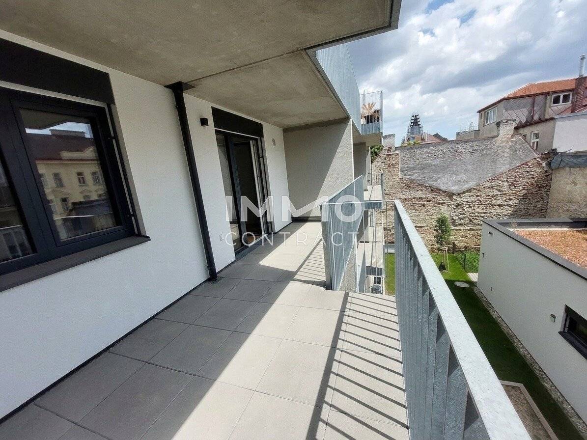 Apartment near Schönbrunn Palace Brand new balcony