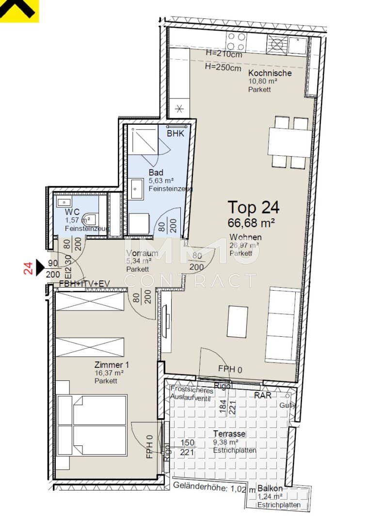 Apartment near Schloss Schonbrunn with loggia and terrace