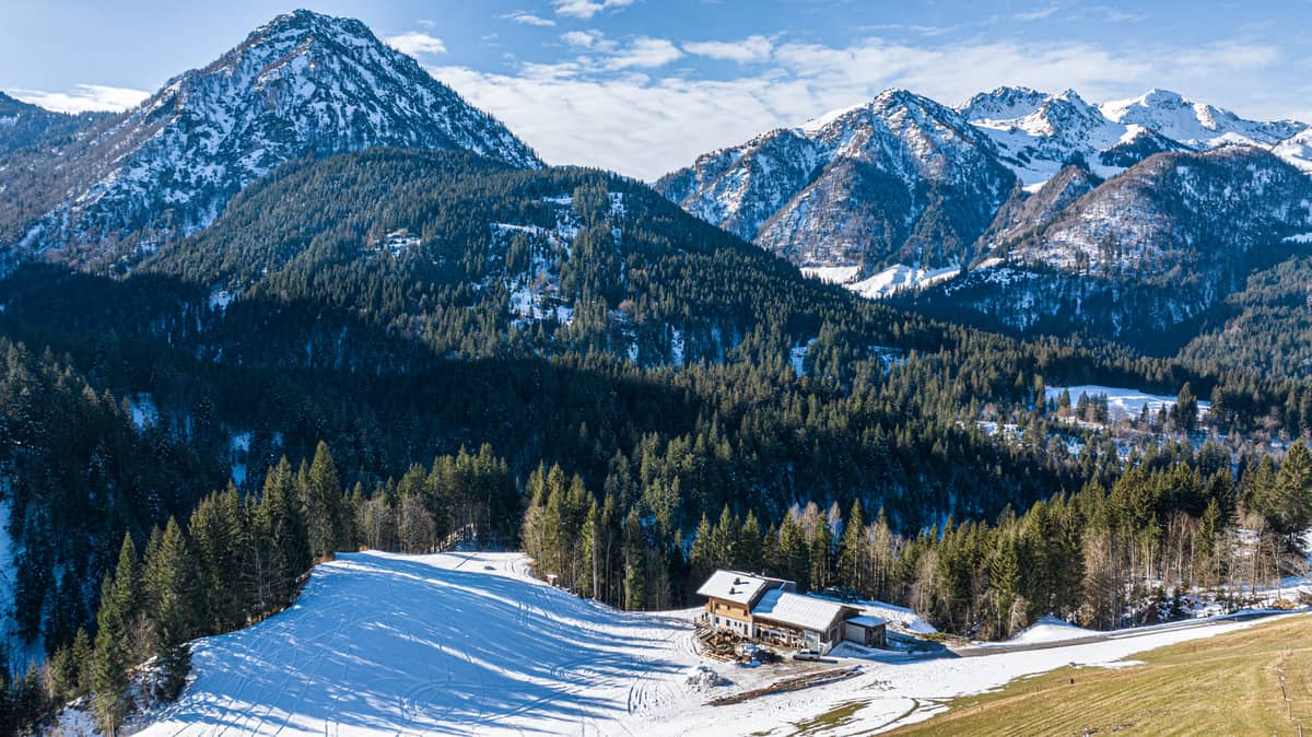 Dachgeschosswohnung in Hochfilzen in Alleinlage am Bauernhof, 85 m²