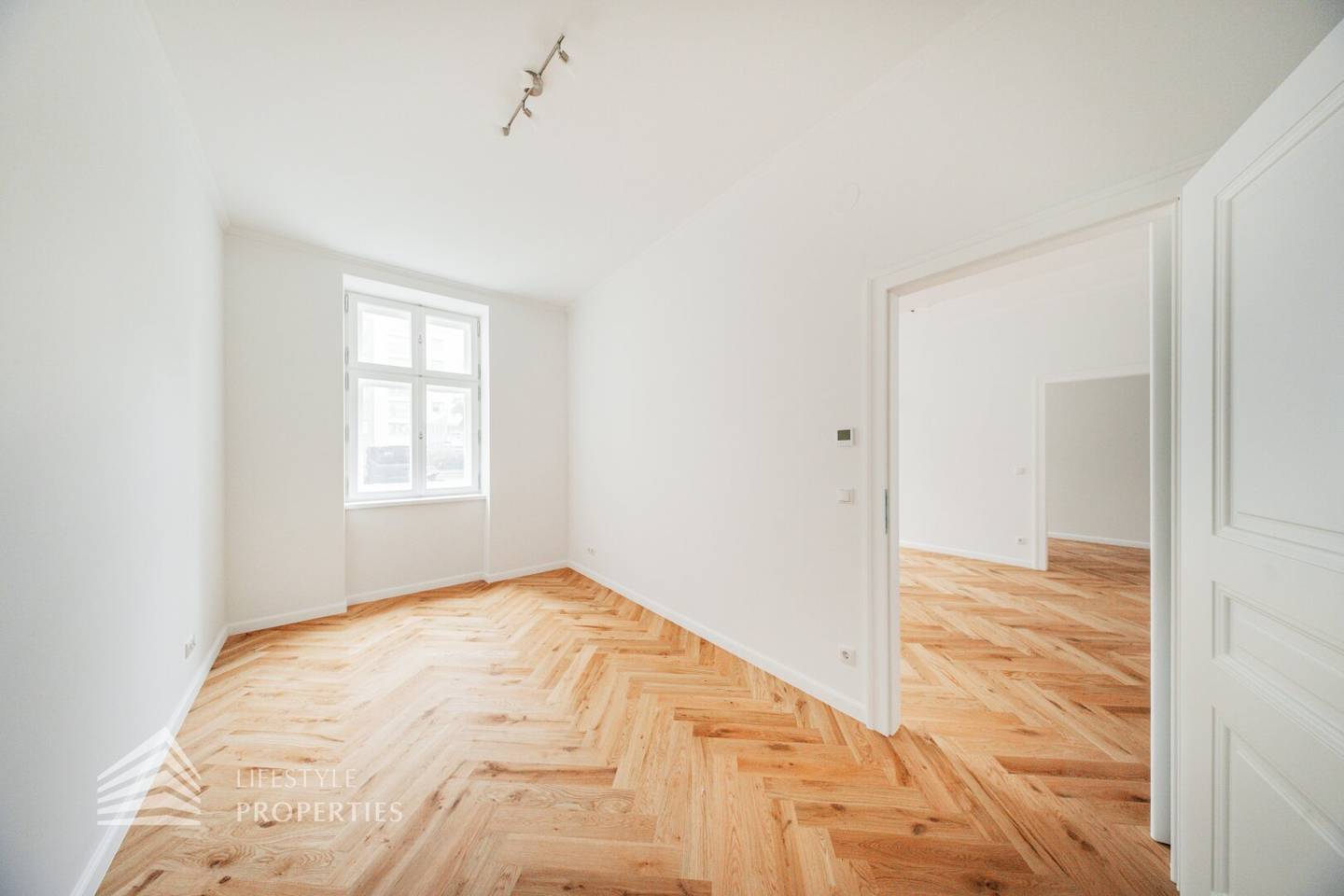 First occupancy apartment near Mariahilfer Strasse