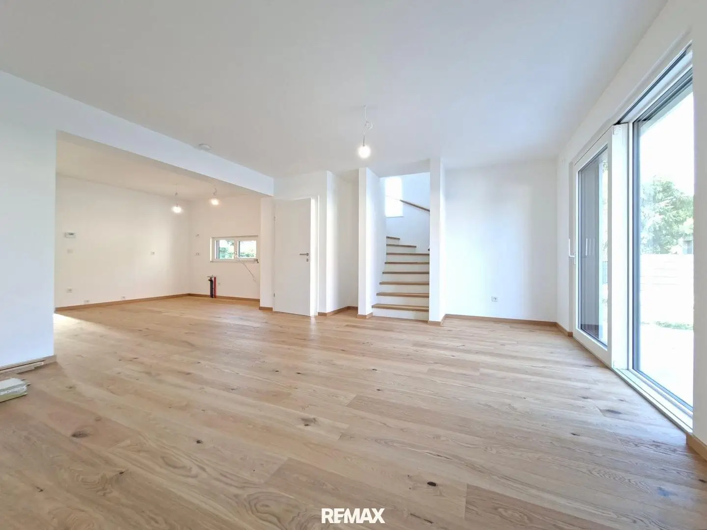 New home on freehold land on the outskirts of Vienna