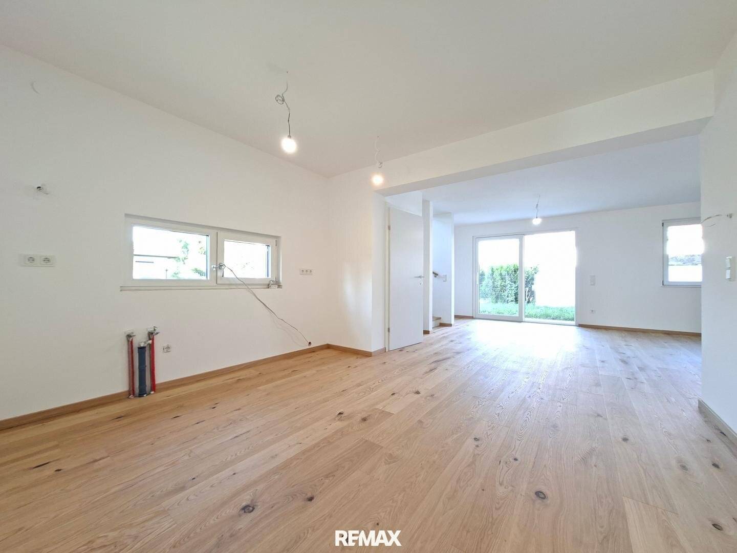 First occupancy Semi detached house on the outskirts of Vienna