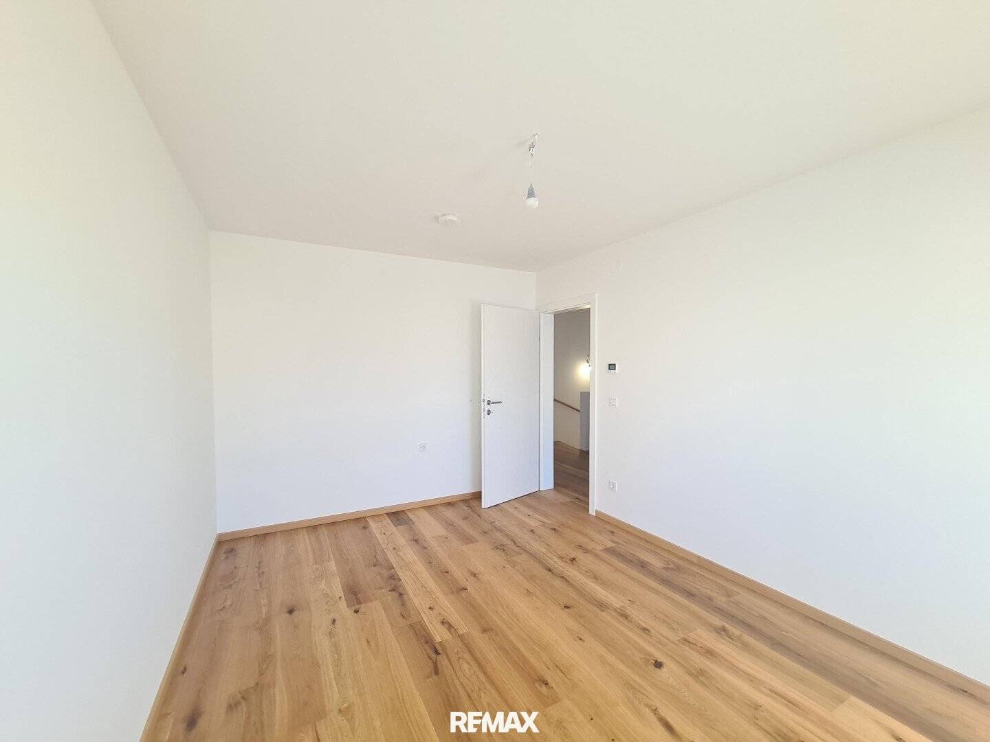 Exclusive semi detached house in Ispergasse near U1