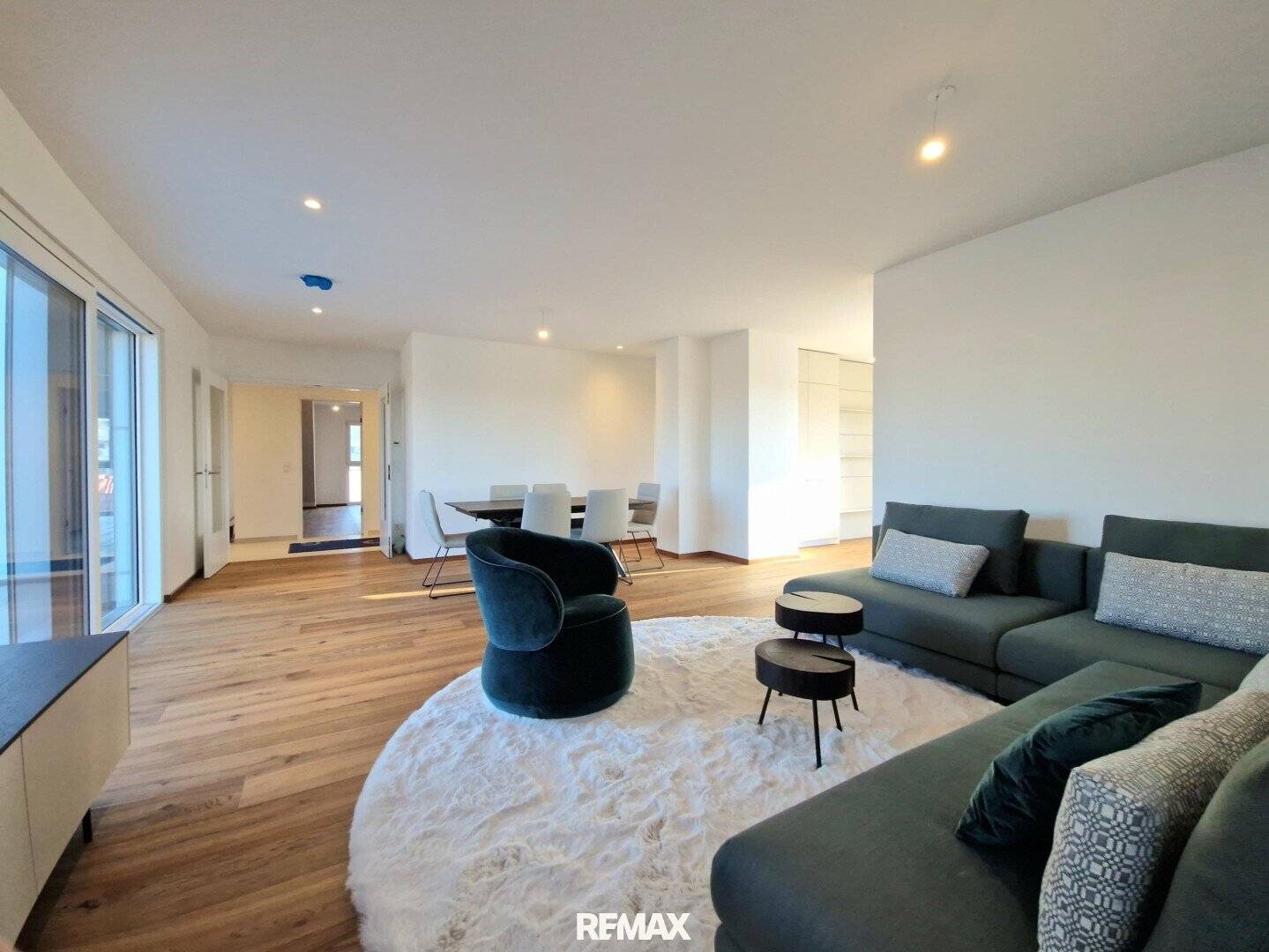 Penthouse mit drei Terrassen nahe U1 Kagraner Platz