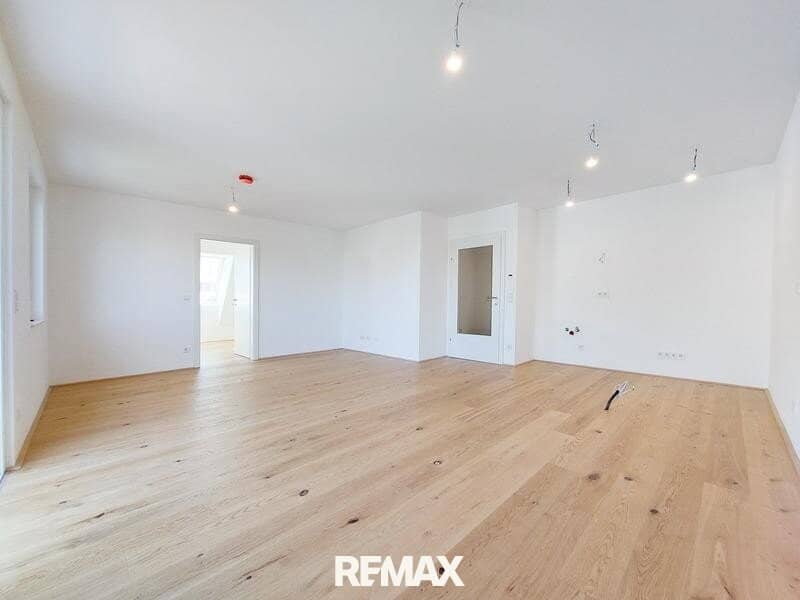 Newly built apartment near Alte Donau balcony