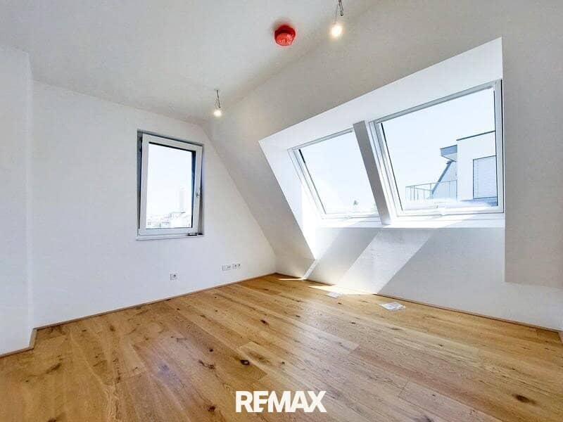 Newly built apartment near Alte Donau balcony