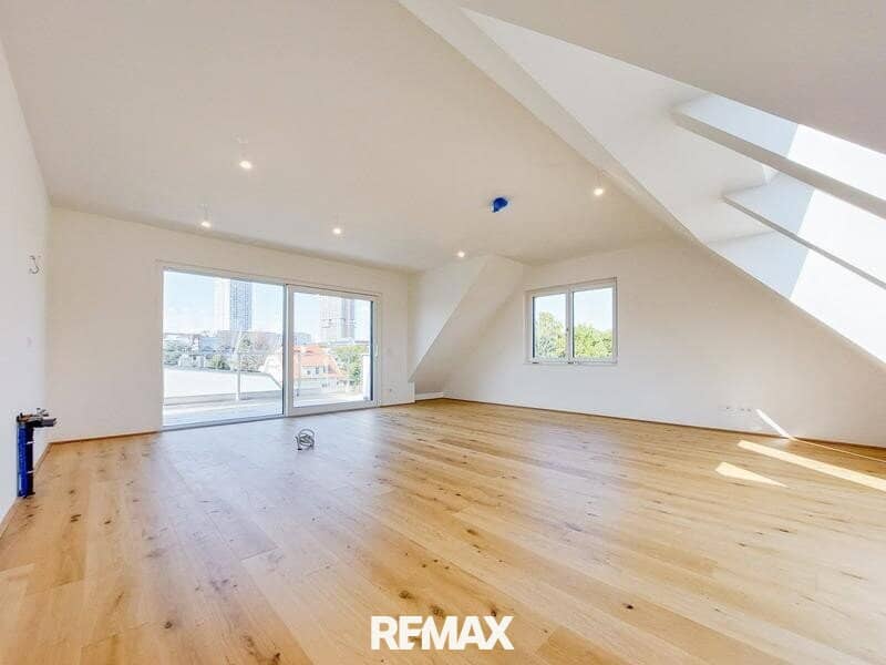Apartment in first occupancy near Alte Donau with living kitchen