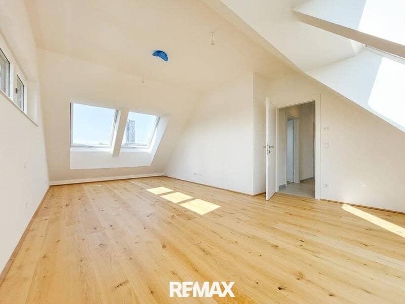 Apartment in first occupancy near Alte Donau with living kitchen