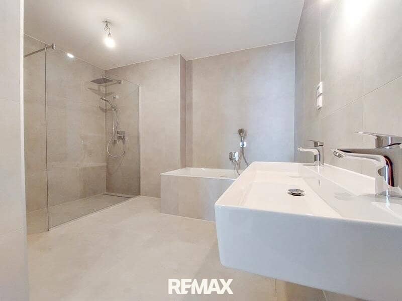 Ground floor apartment near the National Park Donau Auen Lobau with garden and terraces