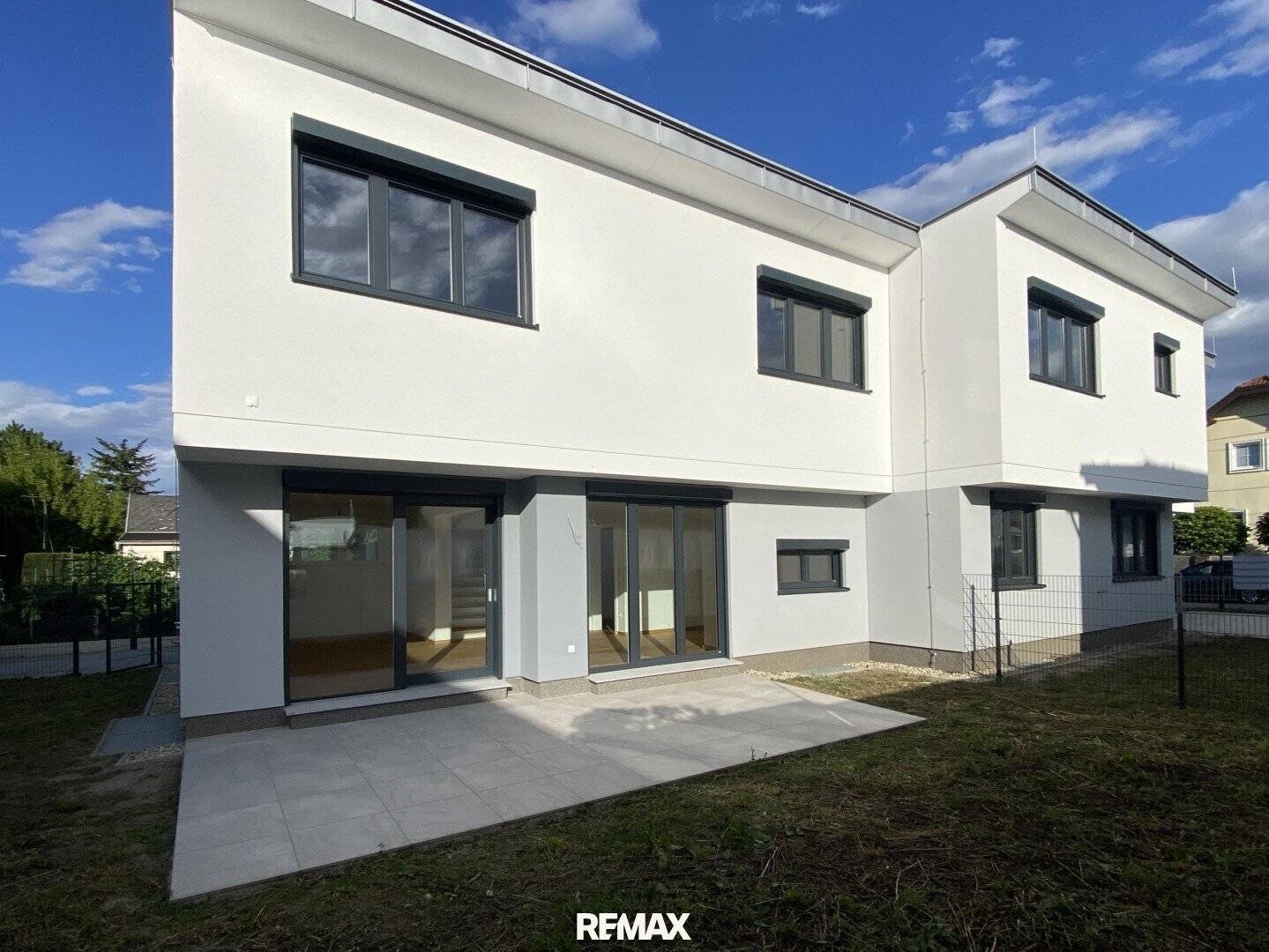 Semi-detached house near Aupark Jedlesee | First Occupation