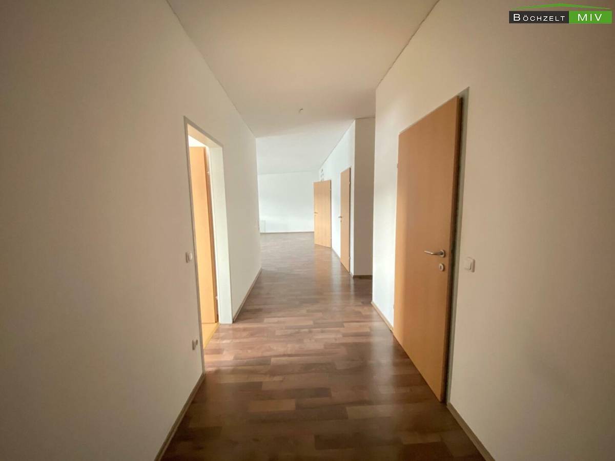 4-Zimmer-Etagenwohnung in Spielberg mit Balkon & möblierter Küche