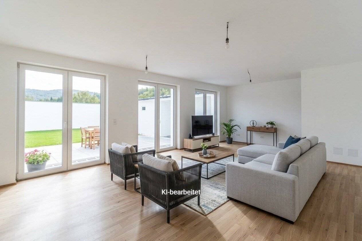 Perfect for families: Exclusive single family house with secluded garden and S Bahn around the corner, quiet, sun, space