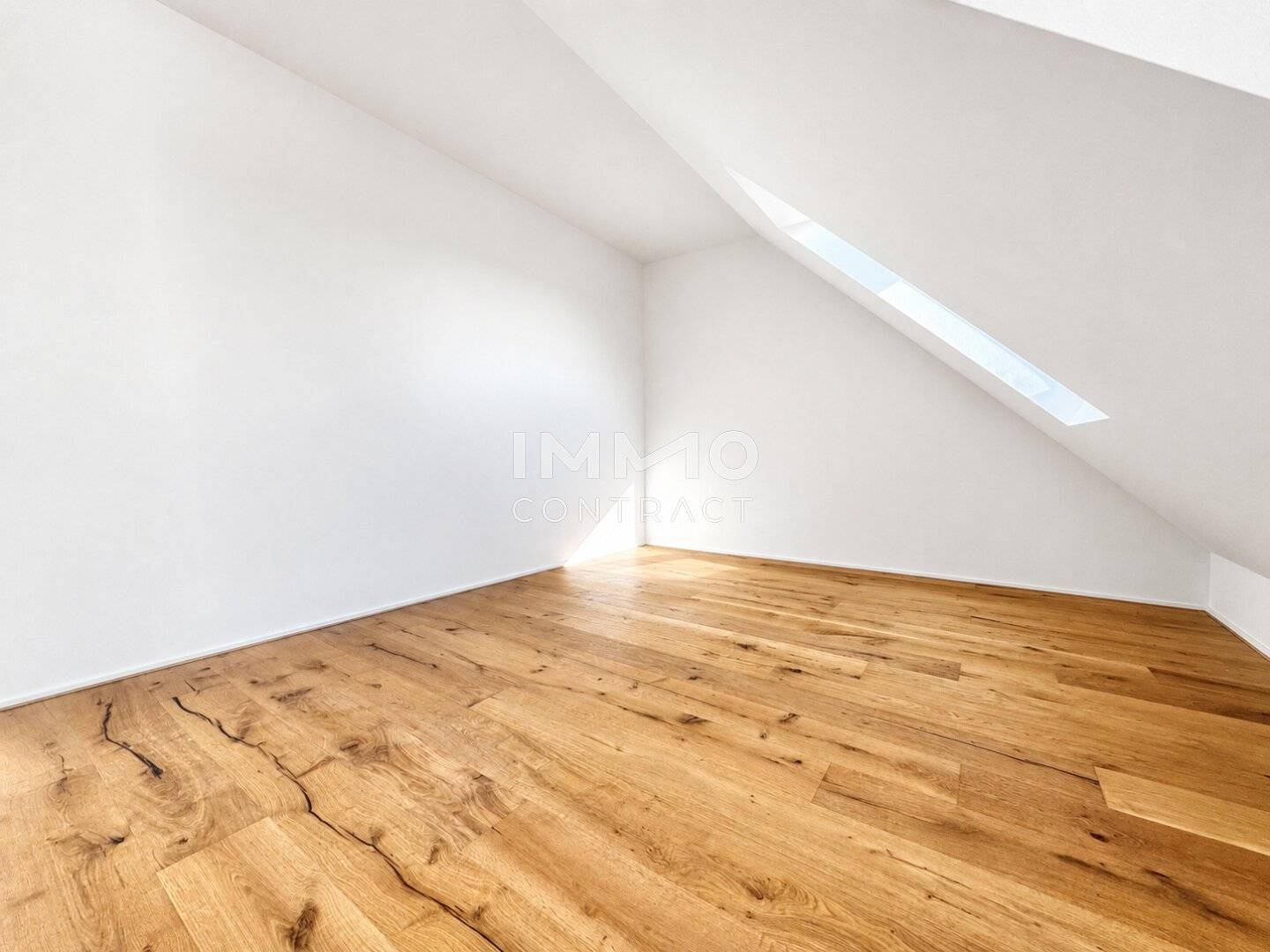 Dachgeschosswohnung hell mit Weitblick