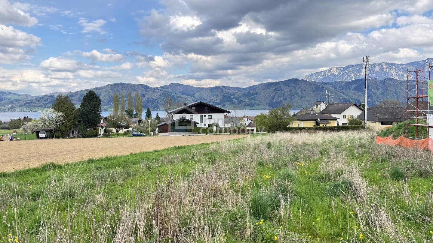 Baugrundstück mit Seeblick in Nußdorf am Attersee - ca. 840 m²