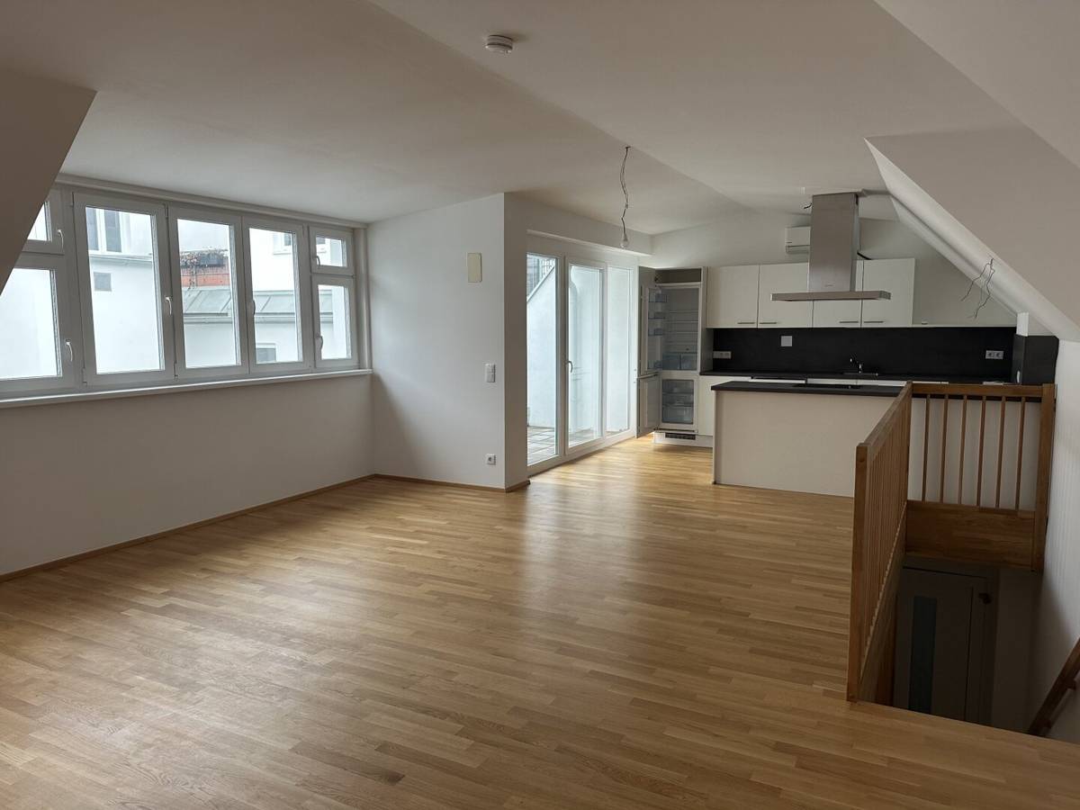 Wohnung in Mödling, 3 Zimmer, Balkon, Einbauküche, 85 m², 2. OG