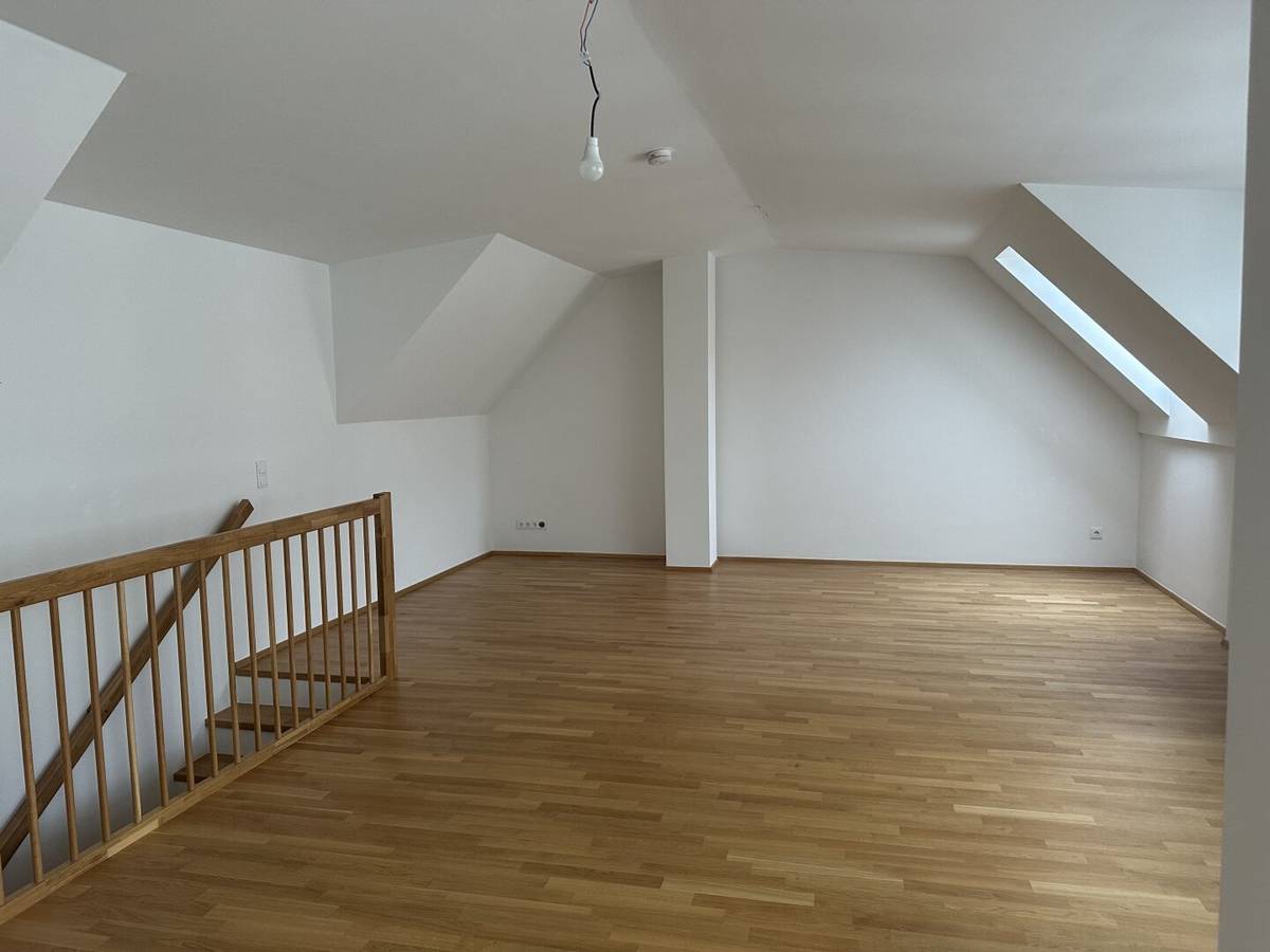 Wohnung in Mödling, 3 Zimmer, Balkon, Einbauküche, 85 m², 2. OG